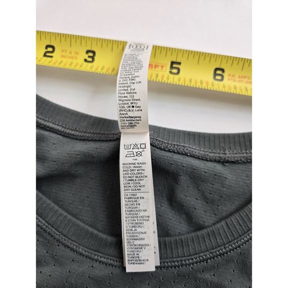 Athleta Sage Green Round Neck Perforated Stretch Long Sleeve Active Top Medium - Picture 9 of 11